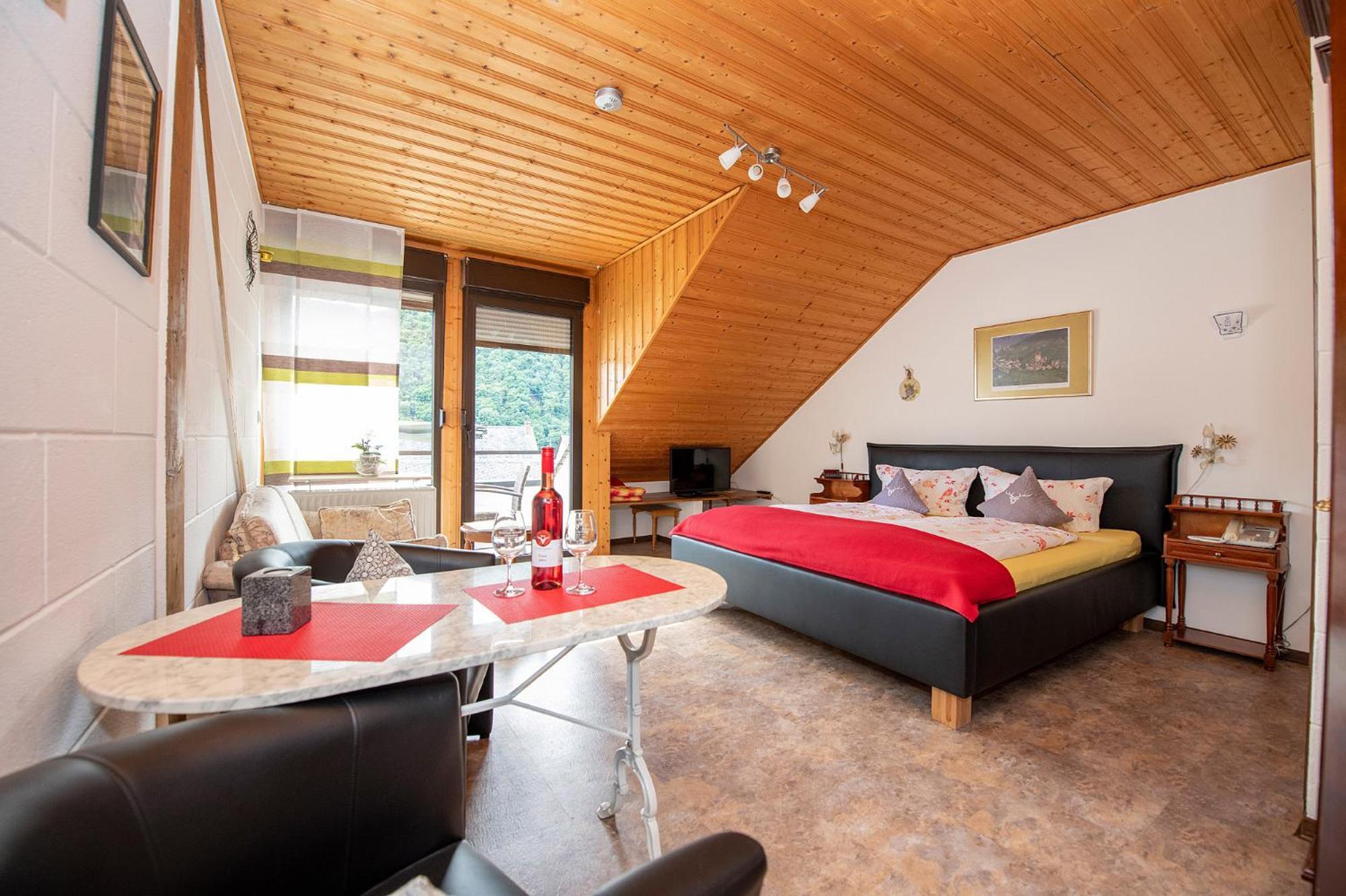 Hirschen-Schuster Apartment Mesenich Ngoại thất bức ảnh